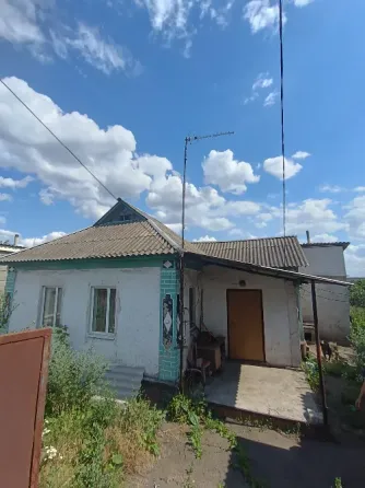Продам 3-х комнатный дом пгт Свердлово Макеевка