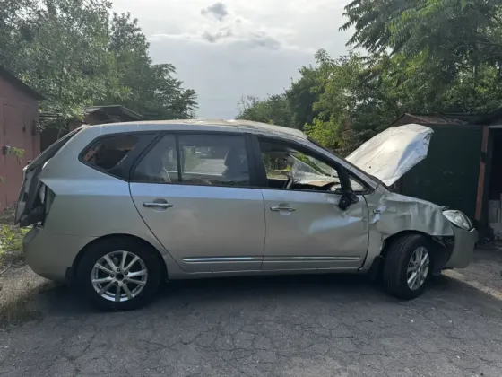 Kia Carens 2008 Донецк