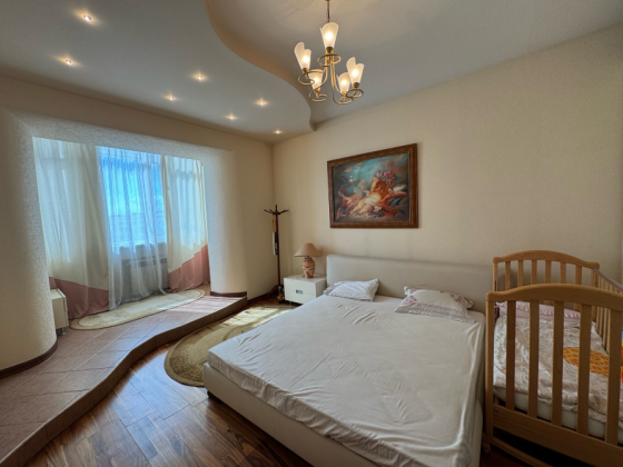 Продаётся просторная 5-комнатная квартира 150 м² ! Проспект Мира 3а - Ворошиловский район! Донецк