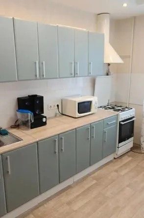 Однокомнатная квартира 41 м² на 1-м этаже 5-этажного панельного дома Донецк