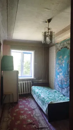 Продам трёхкомнатную квартиру с индивидуальным отоплением Макеевка