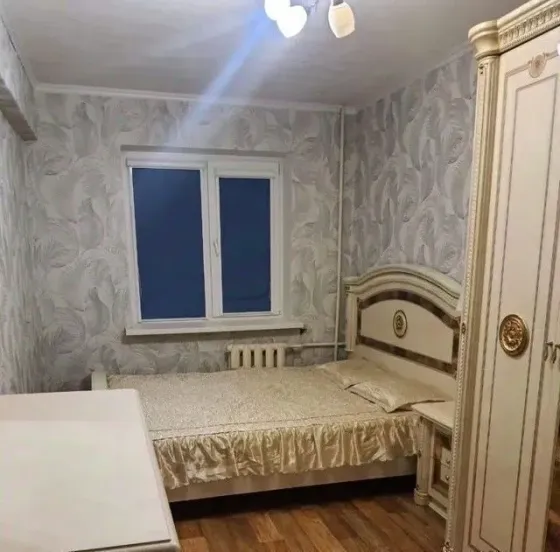 Сдам на длительный срок трёхкомнатную квартиру с хорошим ремонтом Донецк