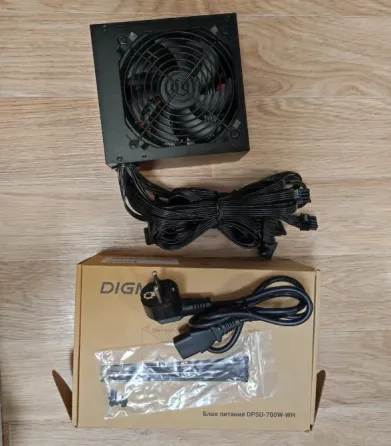 Блок питания Digma 700W ATX v2.31 80 PLUS WHITE Горловка