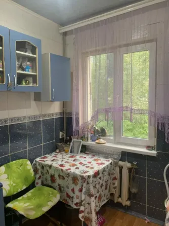 Продам 2- комн. квартиру на квл. Химик ( ост Пушка) г. Макеевка. Макеевка