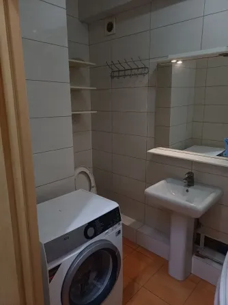 Продам 2-х комнатную квартиру в Калининском районе Донецк