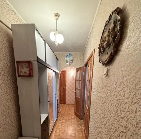 Ворошиловский район Пр-кт. Театральный. Донецк