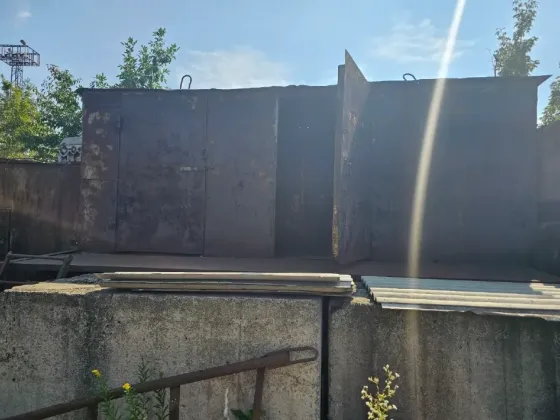 Продам бытовки - вагончики Донецк