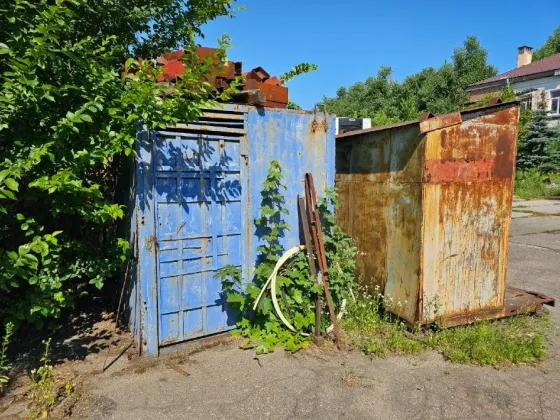 Продам бытовки - вагончики Донецк