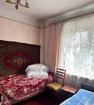 Продам 2к.кв. Сталинка. Кировский р-н. Ориентир Исполком. ул.Керамическая. Донецк