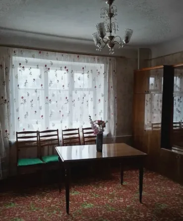 Продам 2к.кв. Сталинка. Кировский р-н. Ориентир Исполком. ул.Керамическая. Донецк