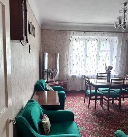 Продам 2к.кв. Сталинка. Кировский р-н. Ориентир Исполком. ул.Керамическая. Донецк