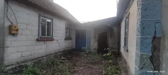 Продам дом Кировский р-н,ост. Гаражи,Оптовый рынок Донецк