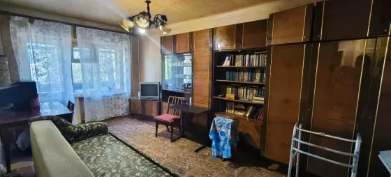 продам 2х ком. квартиру в Калининском районе Донецк