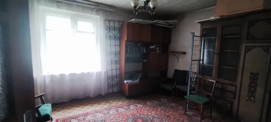 Продам 3-х комнатную квартиру под ремонт Донецк