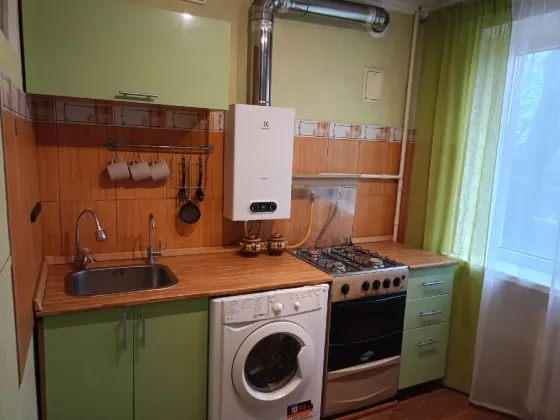 Сдам 1к. квартиру в микрорайоне Мирный, Кировский р-н Донецка Донецк