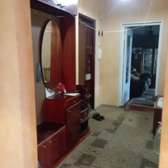 Срочно 2ком Калининский рн Донецк