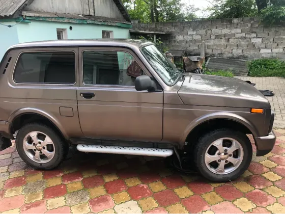 Ваз 212140 Нива Урбан 2015г. 15600км. 700000р. Донецк