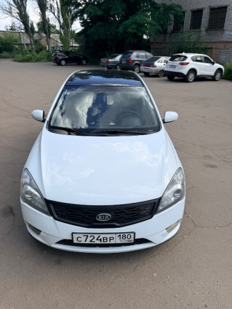 Продажа авто Киа Сид 2011 год Макеевка
