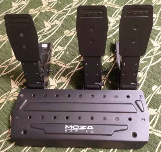 Продам Moza R5 + HGP Shifter + 3 педали Донецк
