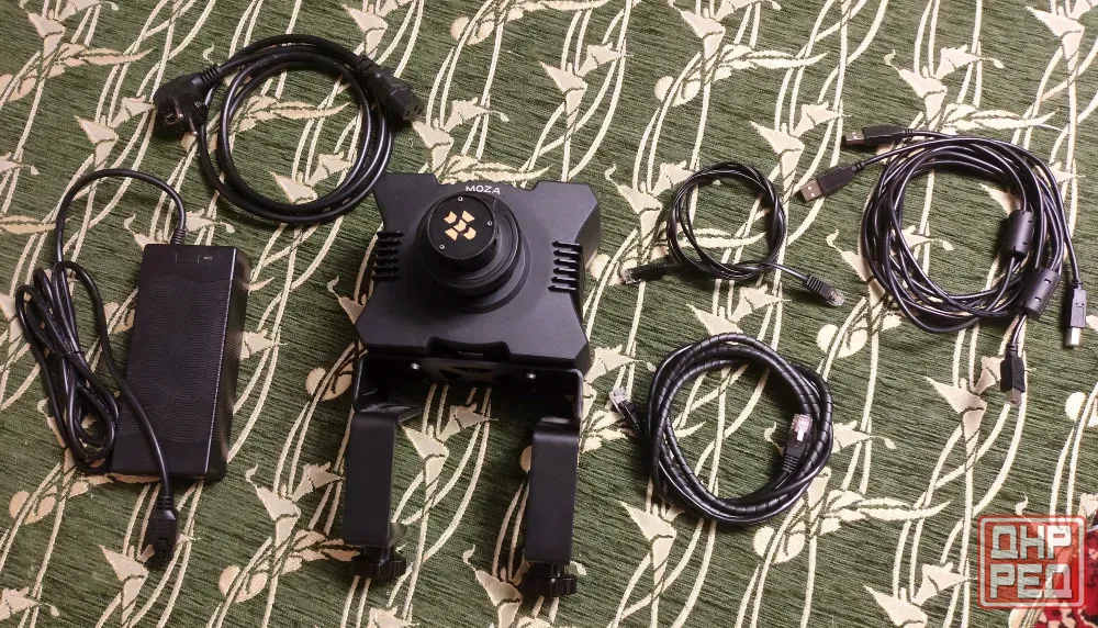 Продам Moza R5 + HGP Shifter + 3 педали Донецк - изображение 1