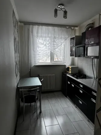 Сдам 1 комнатную квартиру по суточно Донецк