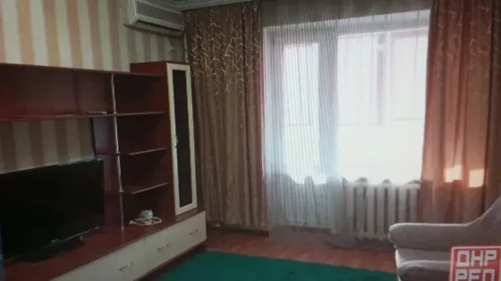 сдам 1- ком квартиру в калинин. р-не, пр. ильича, д/с.дружба, евро, есть все. Донецк