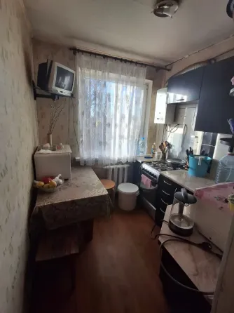 Продам 2к кв на кругу Донецк