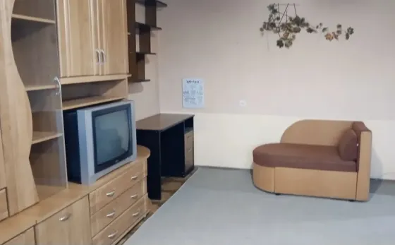 Продам 1-комнатную квартиру в Центре Гвардейки Макеевка