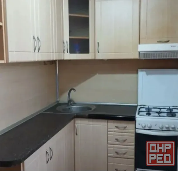 Продам 1-комнатную квартиру в Центре Гвардейки Макеевка - изображение 2