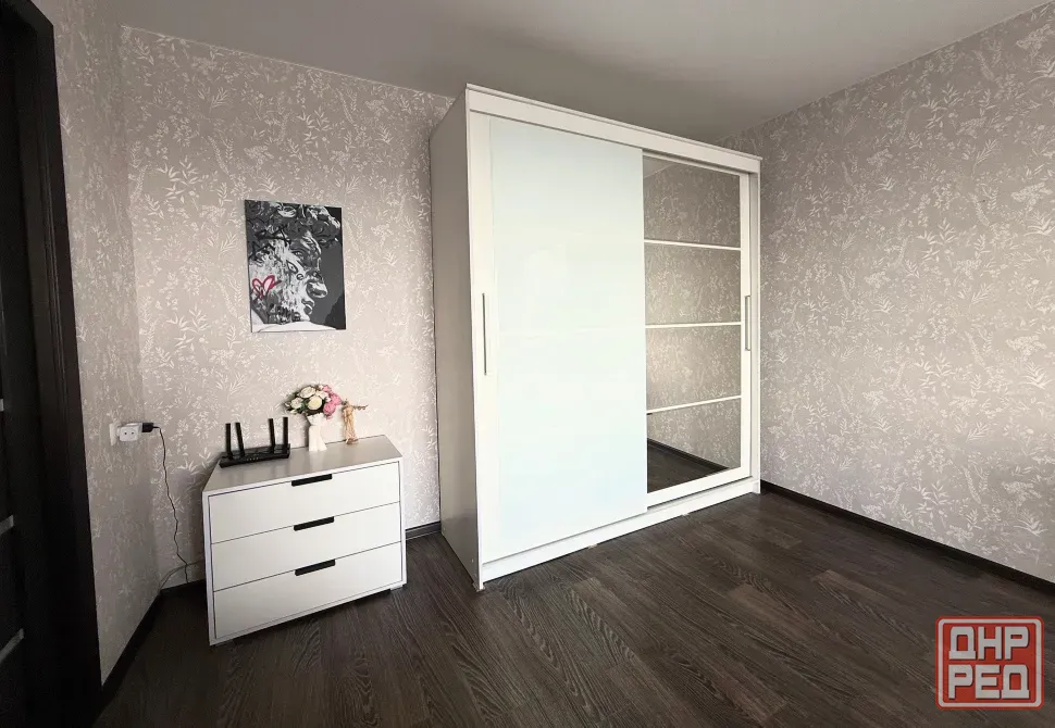 Продам 1-комнатную квартиру в Центре Гвардейки Макеевка - изображение 4