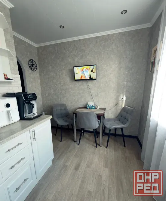 Продам 1-комнатную квартиру в Центре Гвардейки Макеевка - изображение 3