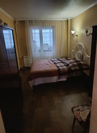 Продам 3-х комнатную квартиру в Центральном м-не Макеевка