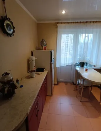 Продам 3-х комнатную квартиру в Центральном м-не Макеевка