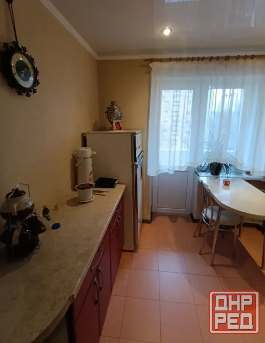 Продам 3-х комнатную квартиру в Центральном м-не Макеевка - изображение 4