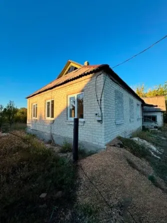 Продажа жилого дома в п.Кирова(Буроз) Макеевка