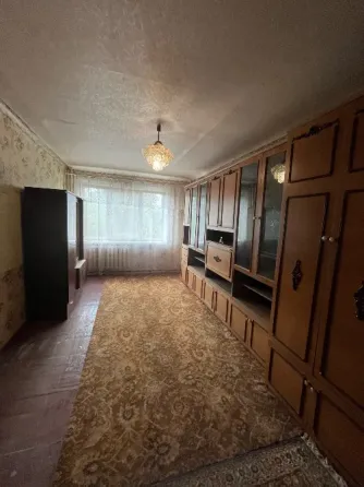 Продам квартиру на Юнкоме Енакиево