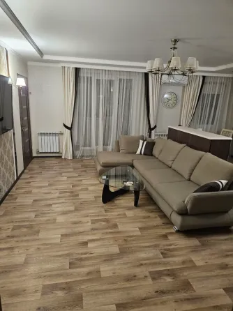 Шикарная 4-комнатная квартира, Восточный, ул.Лазо Макеевка