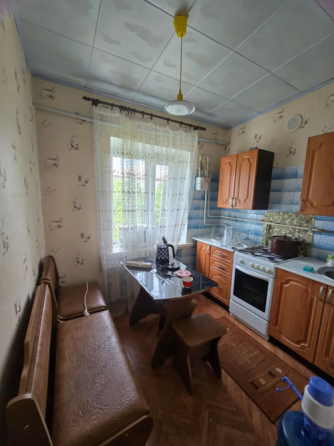 Аренда 2к кв м-н Зеленый ор-р ост.Школа э Макеевка