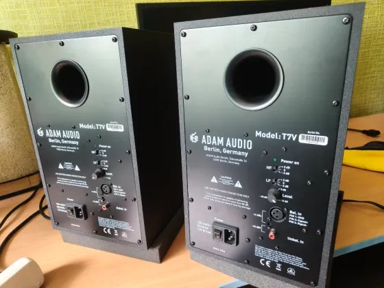 Монитор Adam T7V Дебальцево