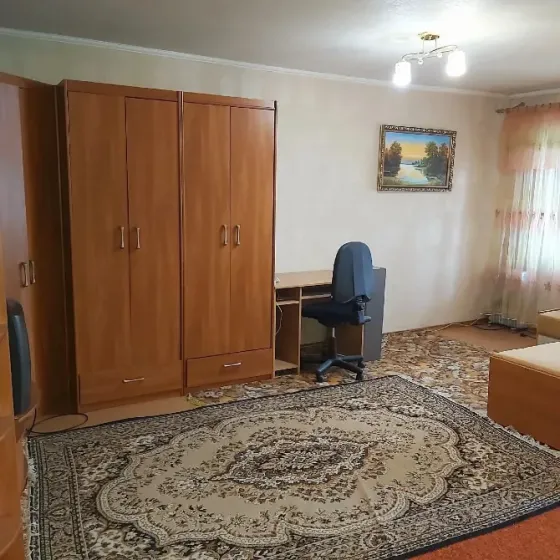 Продается 1 комнатная квартира, пр-т Ленинский, ориентир Цирк Донецк