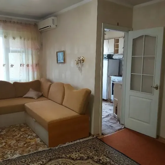 Продается 1 комнатная квартира, пр-т Ленинский, ориентир Цирк Донецк