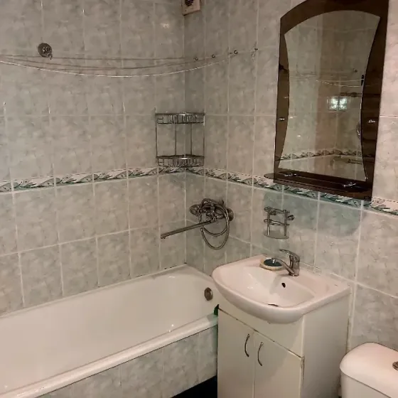 Продается 1 комнатная квартира, пр-т Ленинский, ориентир Цирк Донецк