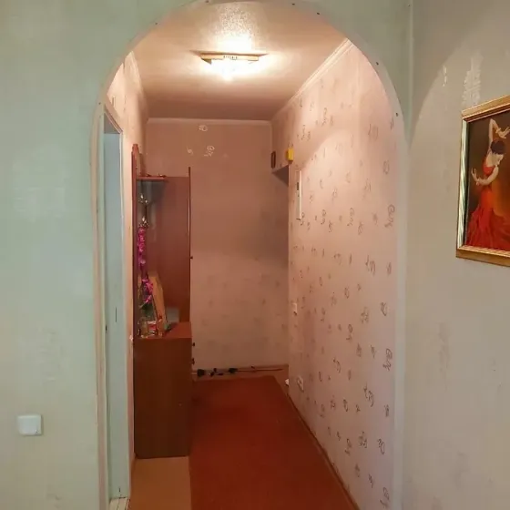 Продается 1 комнатная квартира, пр-т Ленинский, ориентир Цирк Донецк