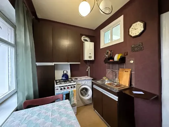 Сдам 2 комн.кв в центре, улица Университетская, Звездочка. Донецк