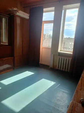 Продам 1-ю квартиру, сталинку, на Совколонии, остановка София Макеевка