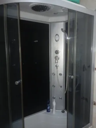 Продам душевую кабинку Донецк