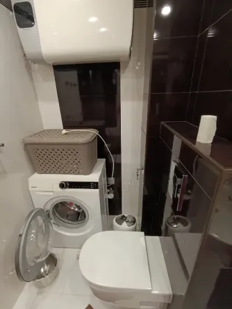 Оплата по факту заселения. Сдам 3к.кв. Будённовский р-н, Заперевальная, Цветочный. Донецк