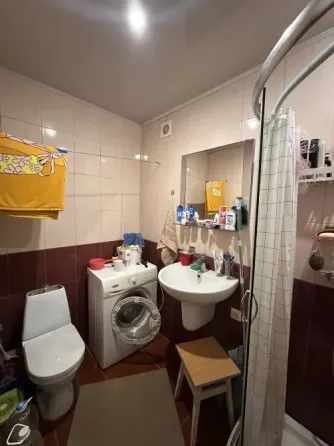 Продажа трешки недорого Донецк