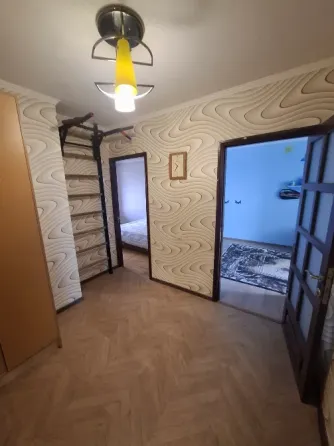 Продам 3х ком квартиру 80 м2 в центре города Донецк