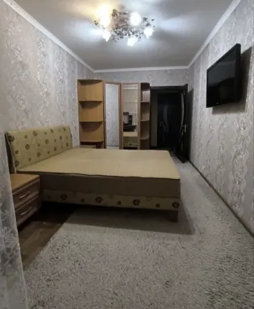 Продам 3-х комнатную квартиру на Зеленом Макеевка